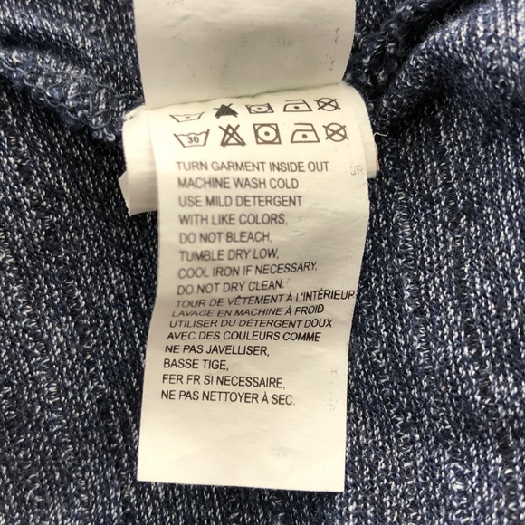 Lucky Brand Blue Button Front Flutter Sleeve Top - Picture 7 of 8